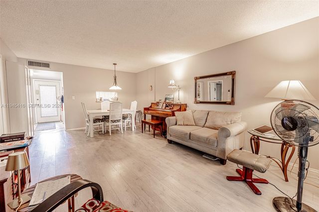 2601 NW 48th Terrace 145, Lauderdale Lakes, FL 33313