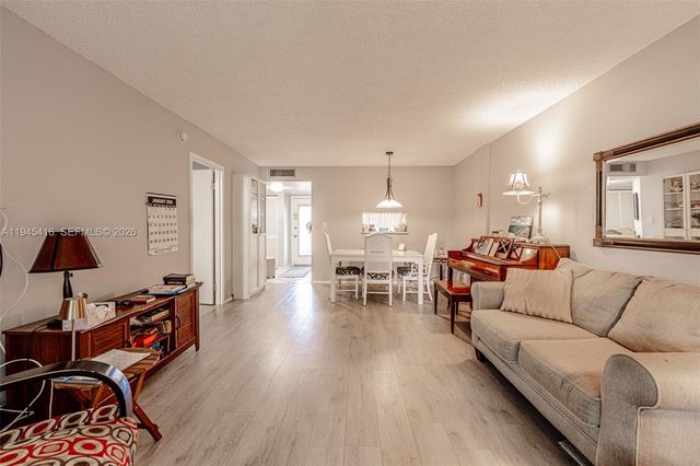 2601 NW 48th Terrace 145, Lauderdale Lakes, FL 33313