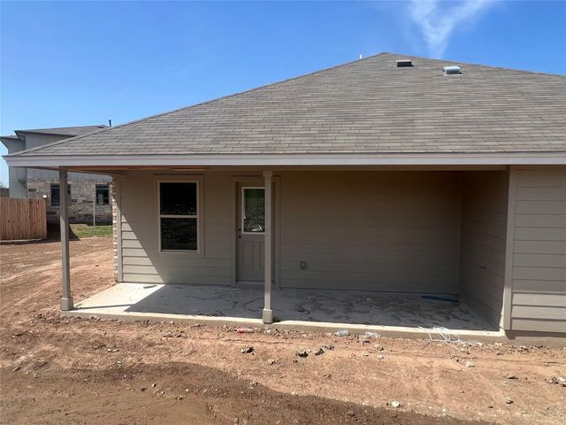 251 Dogvane CIR, Kyle, TX 78640