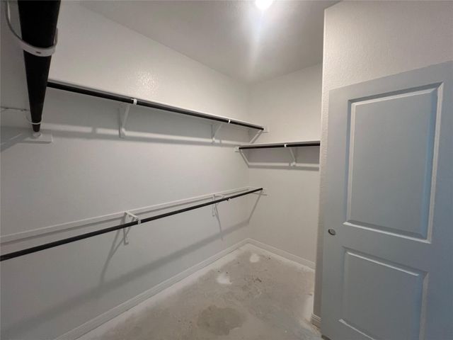 251 Dogvane CIR, Kyle, TX 78640