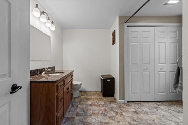 206 E SPRING STREET, New London, WI 54961