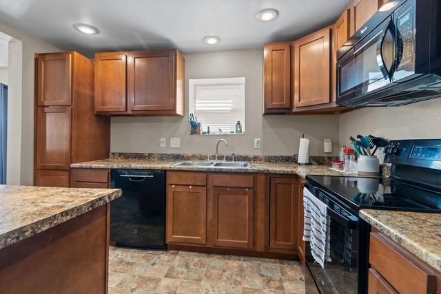 206 E SPRING STREET, New London, WI 54961