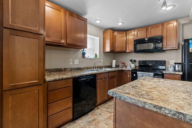 206 E SPRING STREET, New London, WI 54961