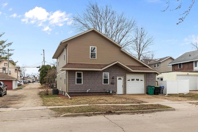 206 E SPRING STREET, New London, WI 54961