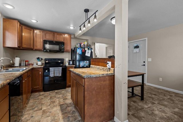 206 E SPRING STREET, New London, WI 54961