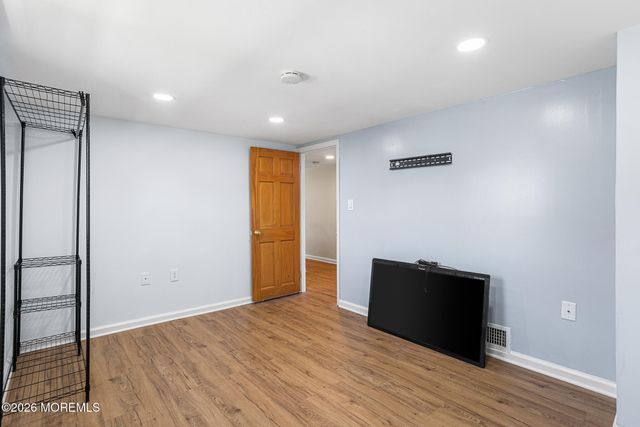 5 Schiverea Avenue, Freehold, NJ 07728