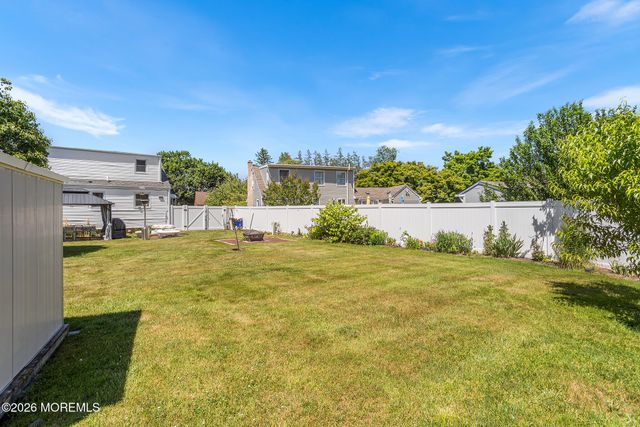 5 Schiverea Avenue, Freehold, NJ 07728