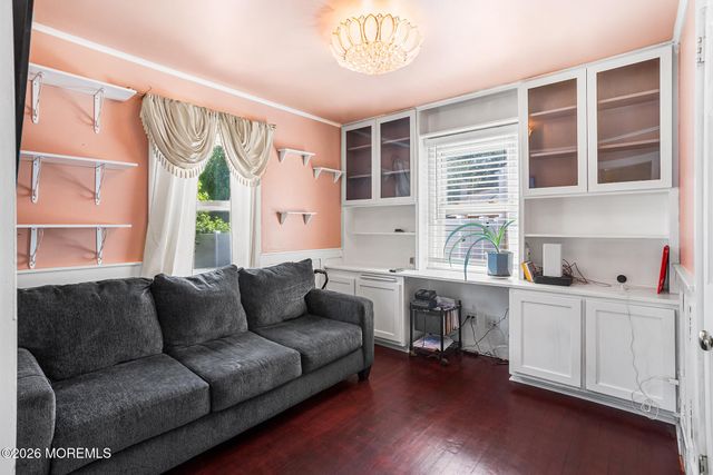 5 Schiverea Avenue, Freehold, NJ 07728