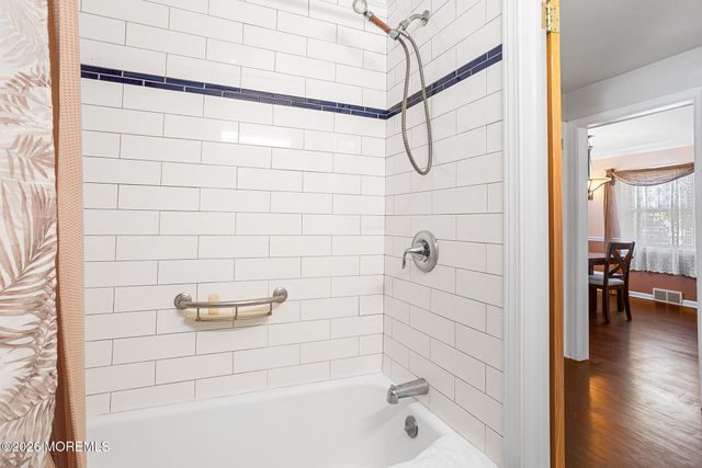 5 Schiverea Avenue, Freehold, NJ 07728