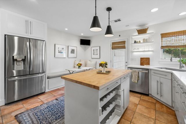 3927 Colquitt Street, Houston, TX 77027