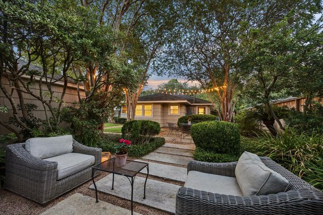 3927 Colquitt Street, Houston, TX 77027