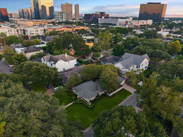 3927 Colquitt Street, Houston, TX 77027
