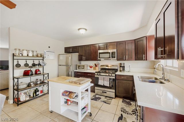 387 Marston Way, Henderson, NV 89015