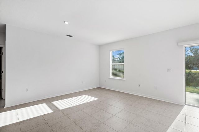 8 BANNBURY LANE, Palm Coast, FL 32137