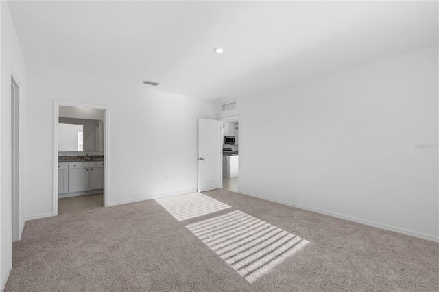 8 BANNBURY LANE, Palm Coast, FL 32137