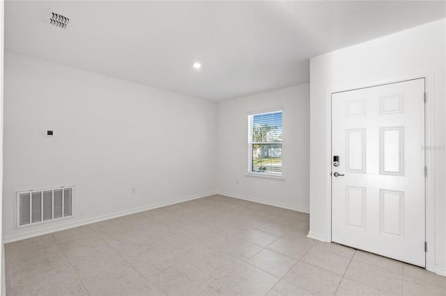 8 BANNBURY LANE, Palm Coast, FL 32137