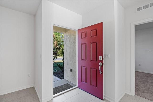 8 BANNBURY LANE, Palm Coast, FL 32137