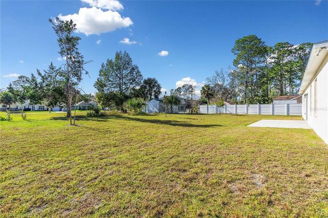 8 BANNBURY LANE, Palm Coast, FL 32137