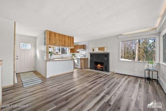 817 Price Street, Anchorage, AK 99508
