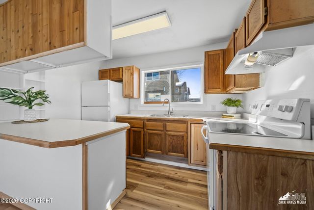 817 Price Street, Anchorage, AK 99508