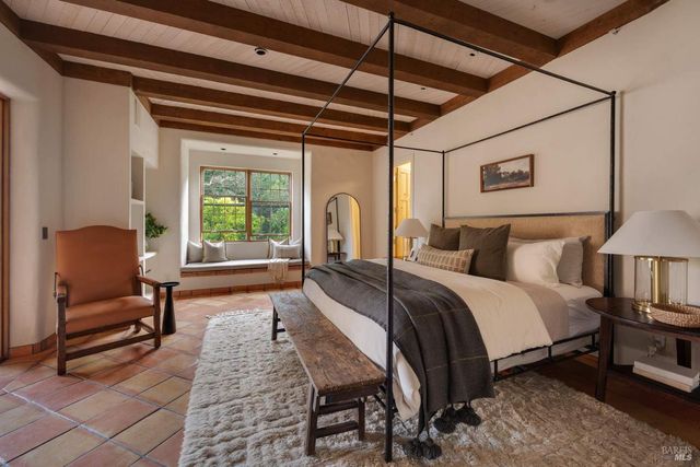 77 Oso Trl, Glen Ellen, CA 95442