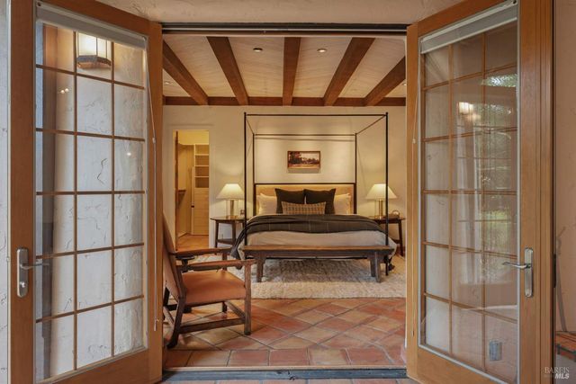 77 Oso Trl, Glen Ellen, CA 95442