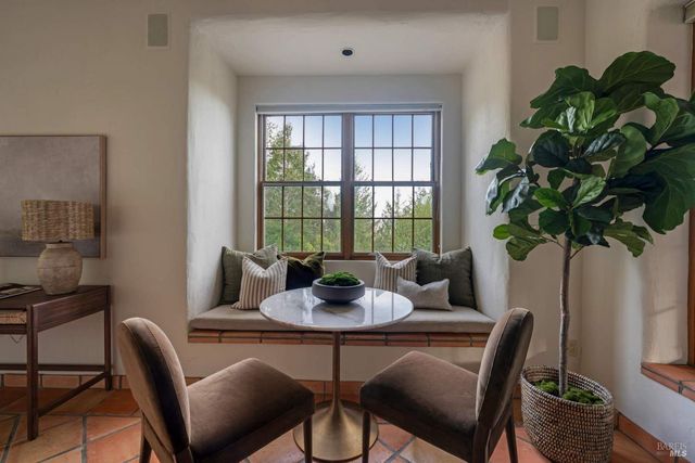 77 Oso Trl, Glen Ellen, CA 95442