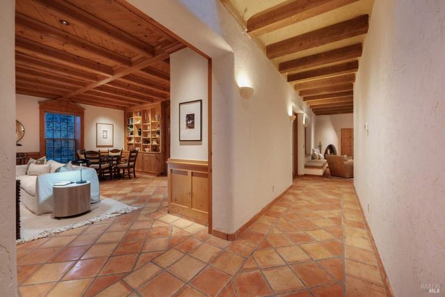 77 Oso Trl, Glen Ellen, CA 95442