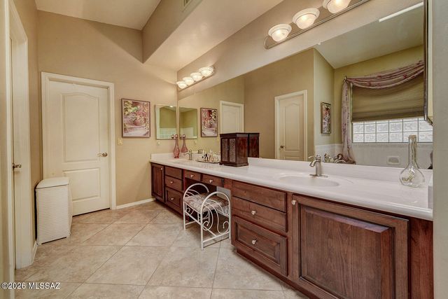 5262 Spring View Drive, Tucson, AZ 85749