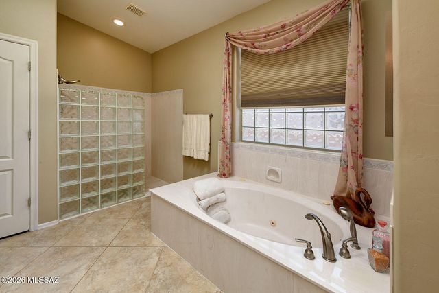 5262 Spring View Drive, Tucson, AZ 85749