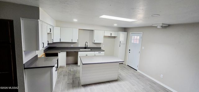 4190 E Dawson Road, Sahuarita, AZ 85629