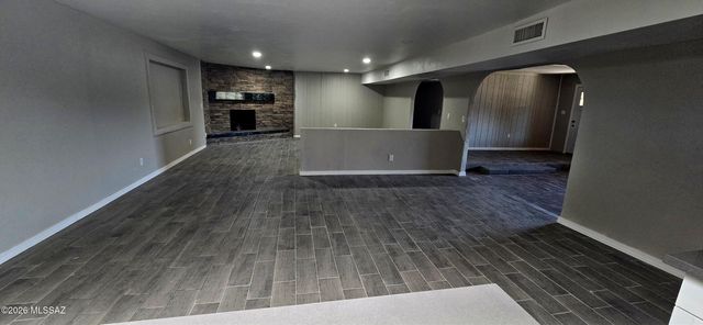4190 E Dawson Road, Sahuarita, AZ 85629
