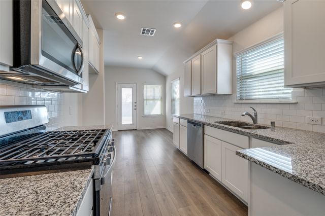 1621 Ferguson Lane, Mckinney, TX 75071