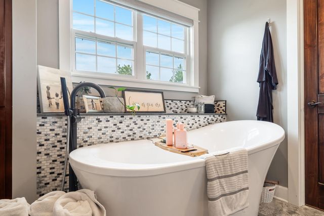 403 S 3rd Street, Ozark, MO 65721