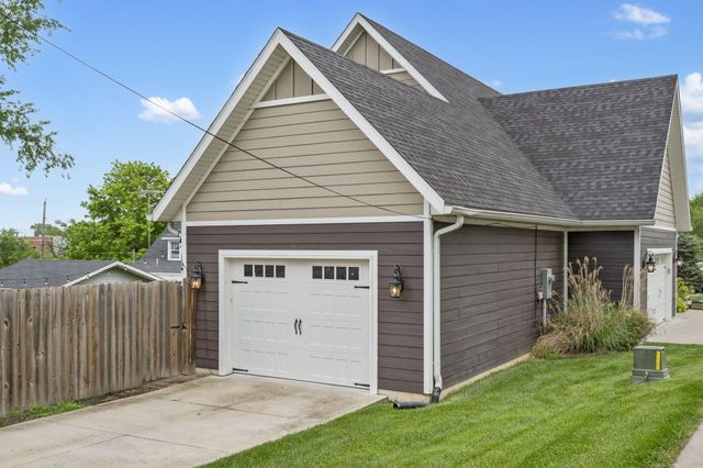 403 S 3rd Street, Ozark, MO 65721