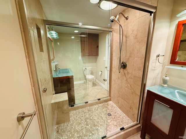 2711 Barrett Road, Rochester, IN 46975