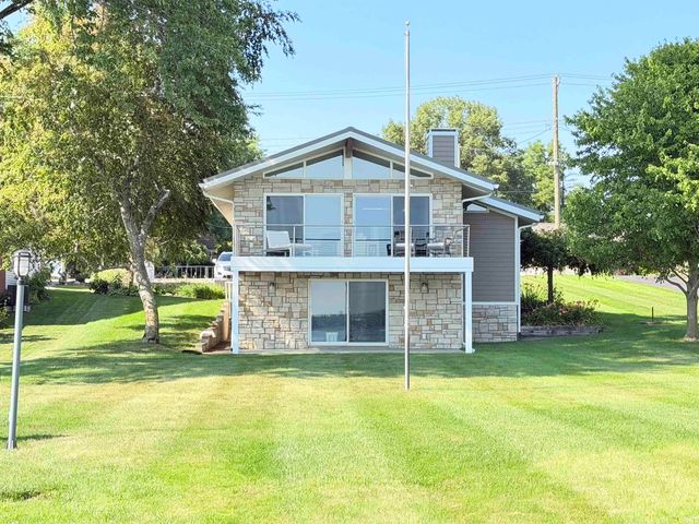 2711 Barrett Road, Rochester, IN 46975