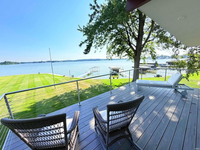 2711 Barrett Road, Rochester, IN 46975