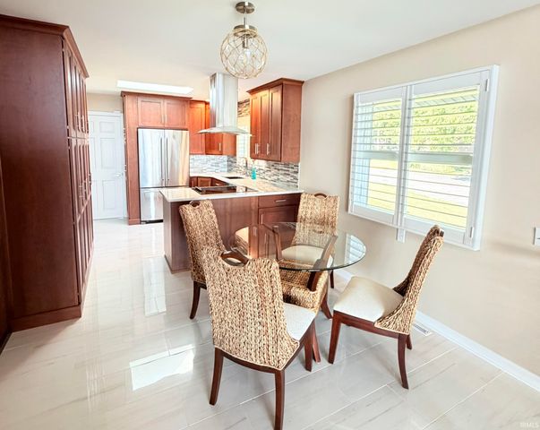 2711 Barrett Road, Rochester, IN 46975