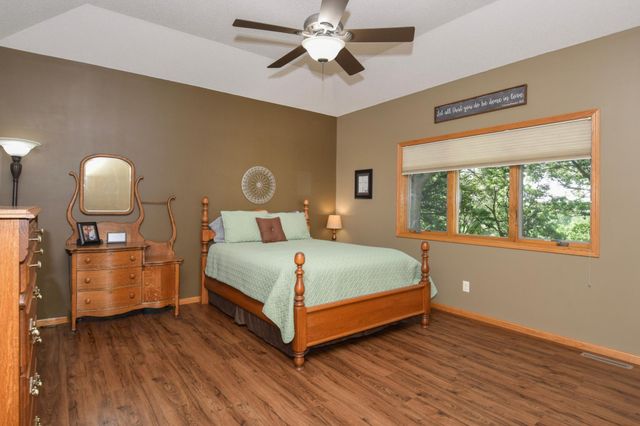 1150 Oakcrest Drive, Sauk Rapids, MN 56379