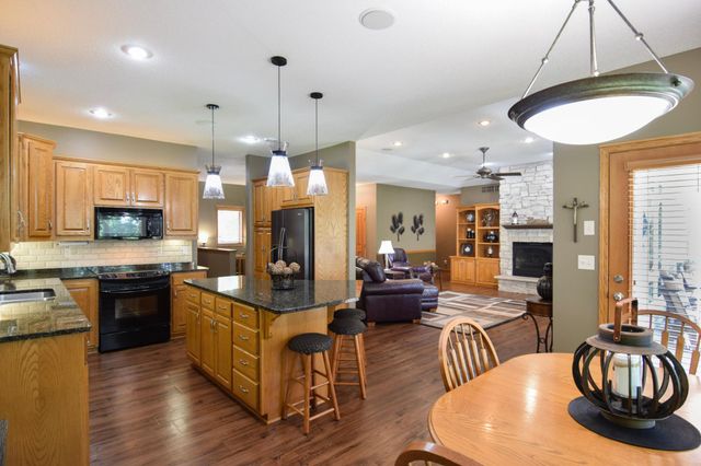 1150 Oakcrest Drive, Sauk Rapids, MN 56379