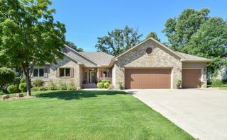 1150 Oakcrest Drive, Sauk Rapids, MN 56379