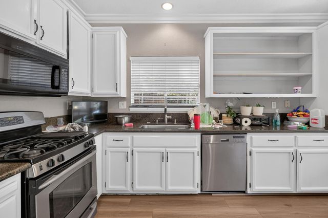 5281 Francesca St, Elk Grove, CA 95758