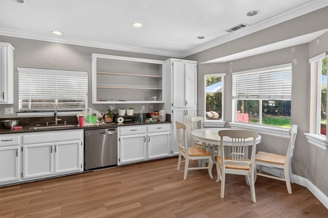 5281 Francesca St, Elk Grove, CA 95758