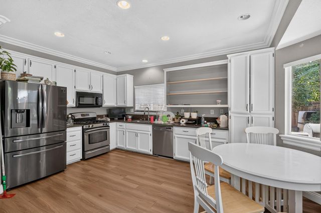 5281 Francesca St, Elk Grove, CA 95758