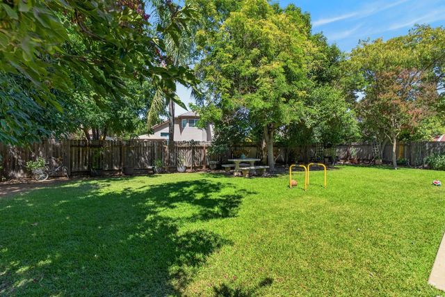 5281 Francesca St, Elk Grove, CA 95758