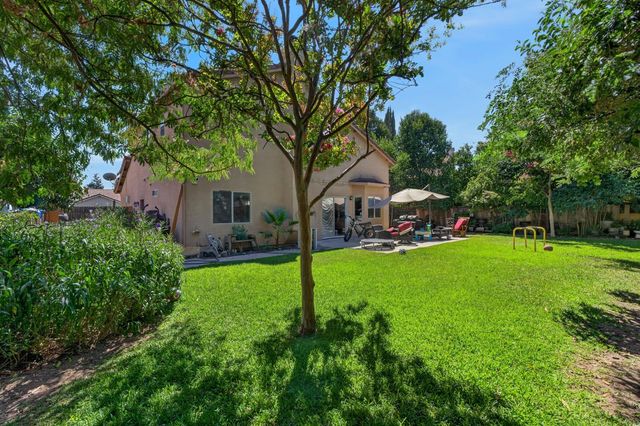 5281 Francesca St, Elk Grove, CA 95758
