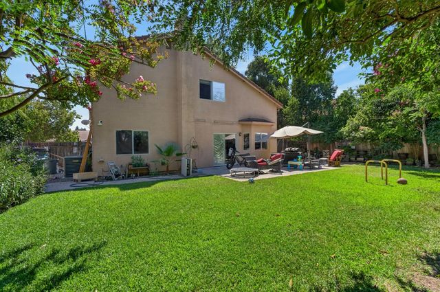 5281 Francesca St, Elk Grove, CA 95758