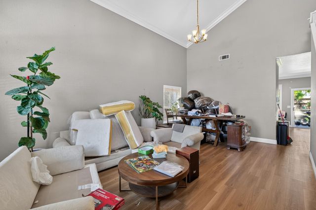 5281 Francesca St, Elk Grove, CA 95758