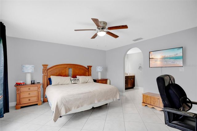 4743 LAKE SHARP DRIVE, Orlando, FL 32817